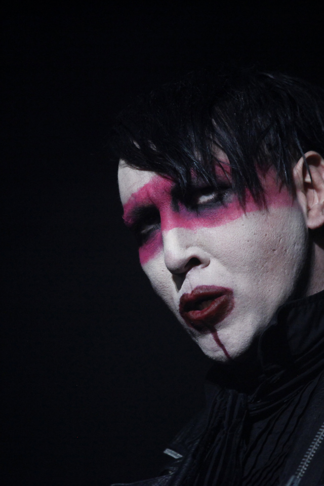 Исполнитель тяжелого рока Marilyn Manson