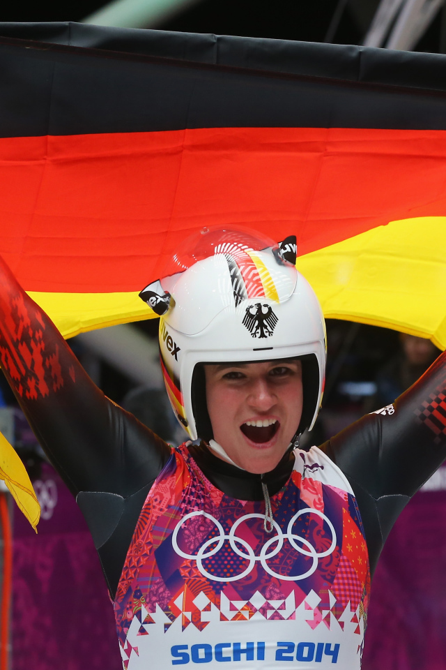 Обладательница двух золотых медалей в санном спорте Натали Гейзенбергер  из Германии
