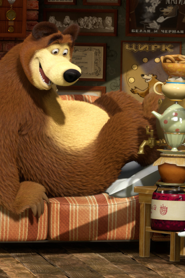 Маша зовет медведя пить чай, мультфильм Маша и медведь