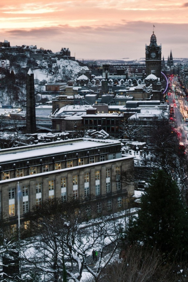 Зимний город Эдинбург