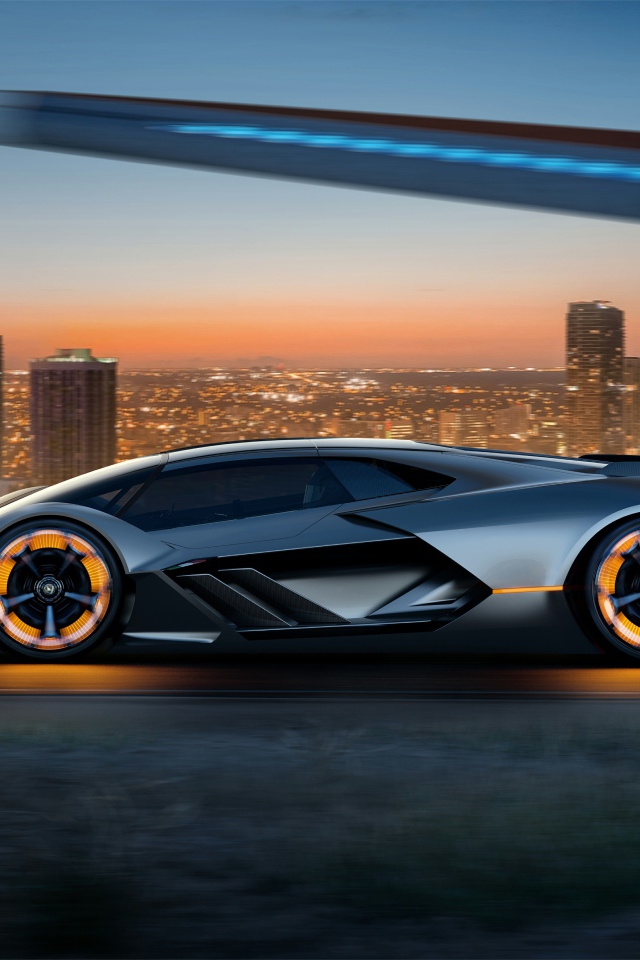 Спортивный автомобиль  Lamborghini Terzo Millennio на скорости