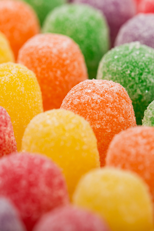 Разноцветные мармеладные конфеты в сахаре 