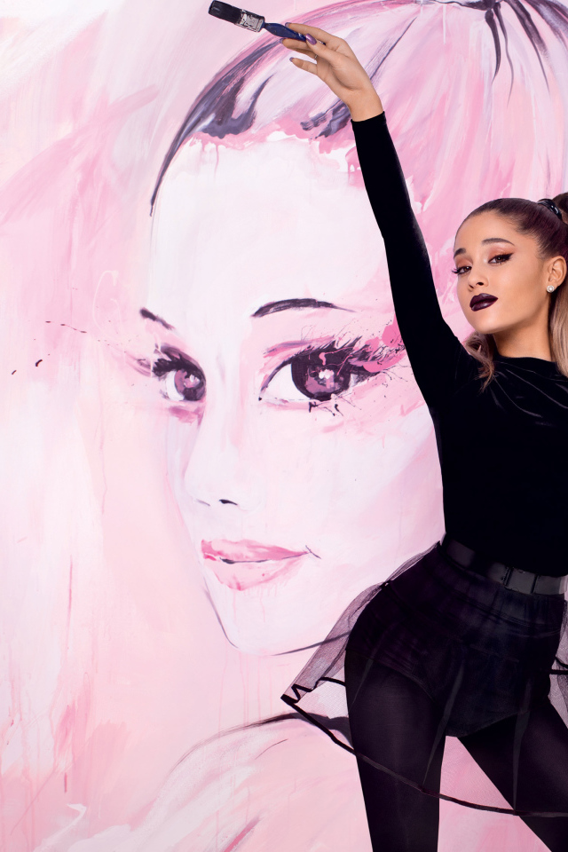 Young singer Ariana Grande in black attire