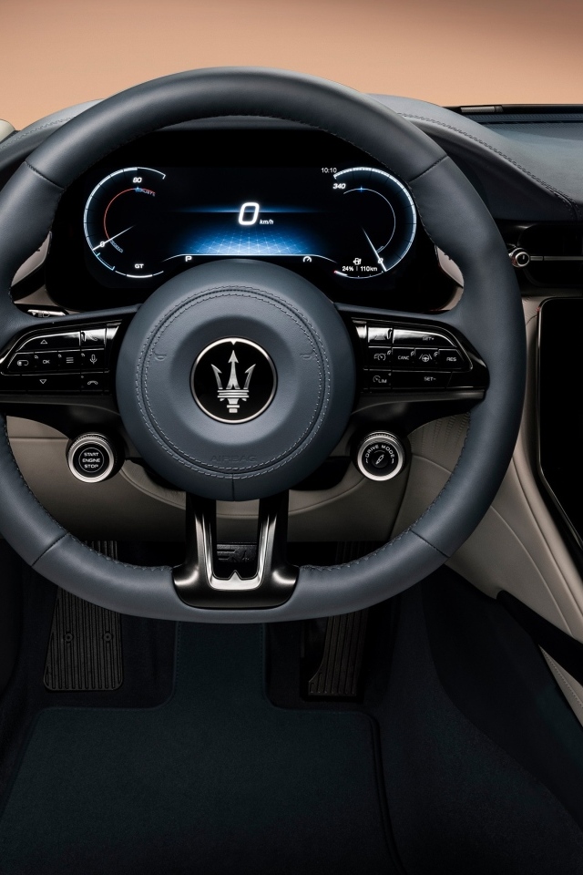 Кожаный салон автомобиля Maserati GranTurismo Folgore 2023  года
