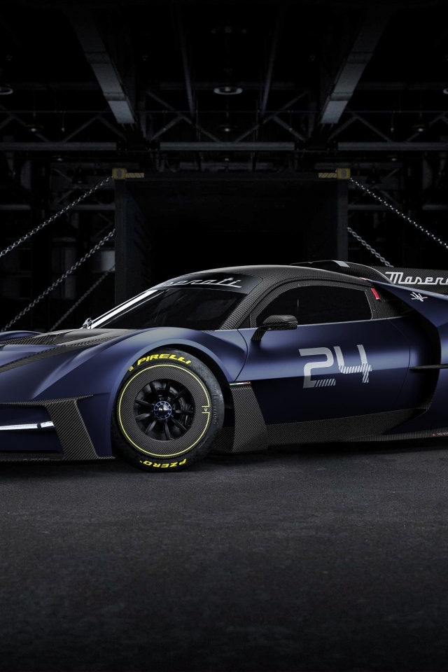 Быстрый спортивный автомобиль Maserati MCXtrema 2024 года