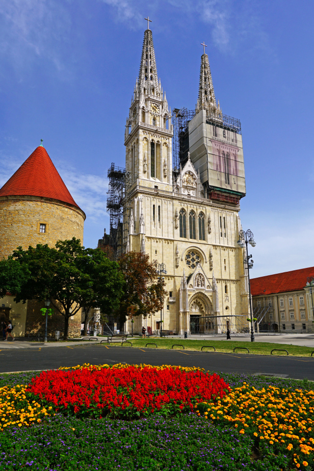 Красивый вид на Загребский собор, Хорватия