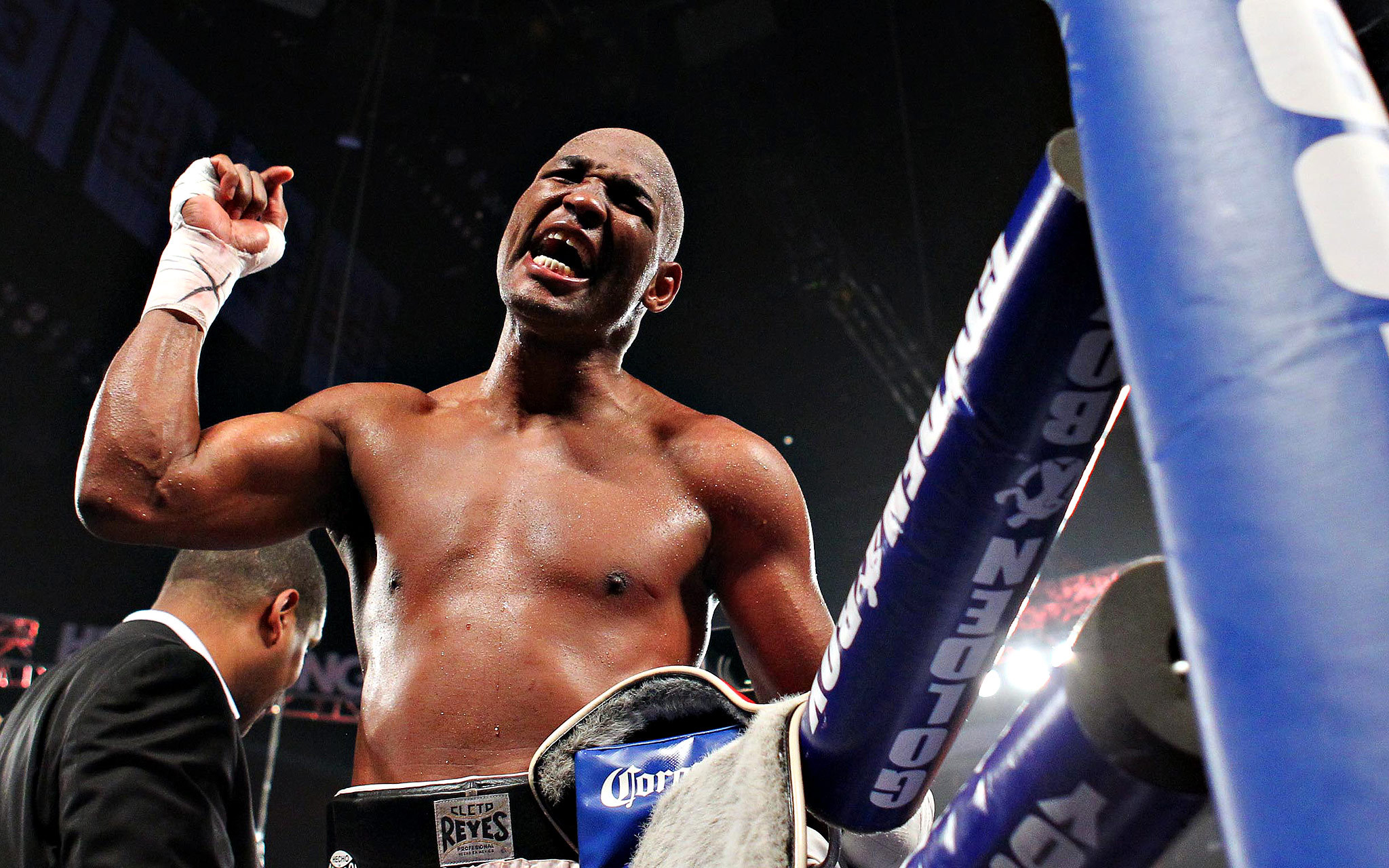 Boxer Bernard Hopkins Won The Battle Wallpapers And Images Wallpapers Pictures Photos