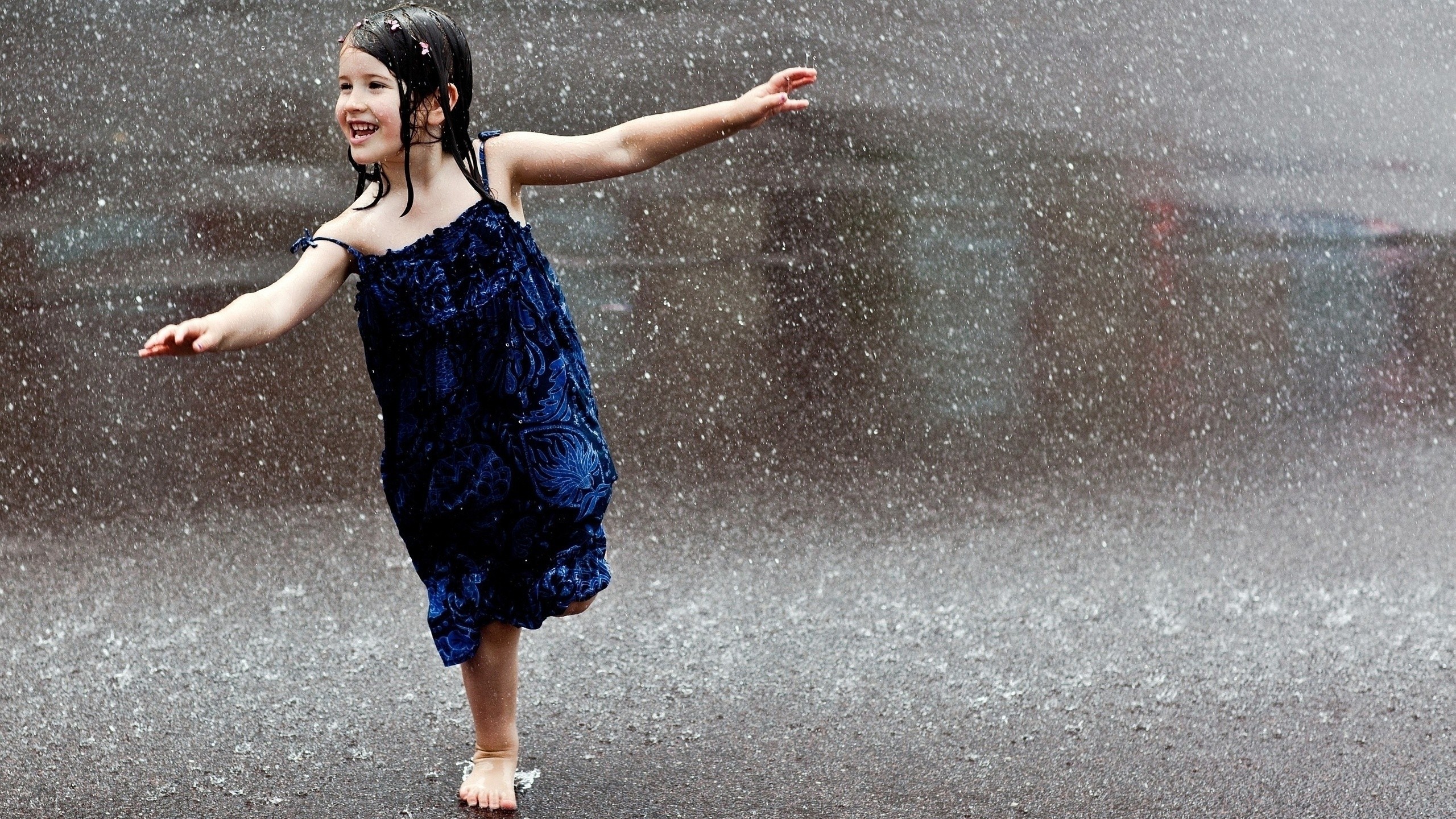 People___Children_Happy_child_runs_in_the_rain_071448_.jpg