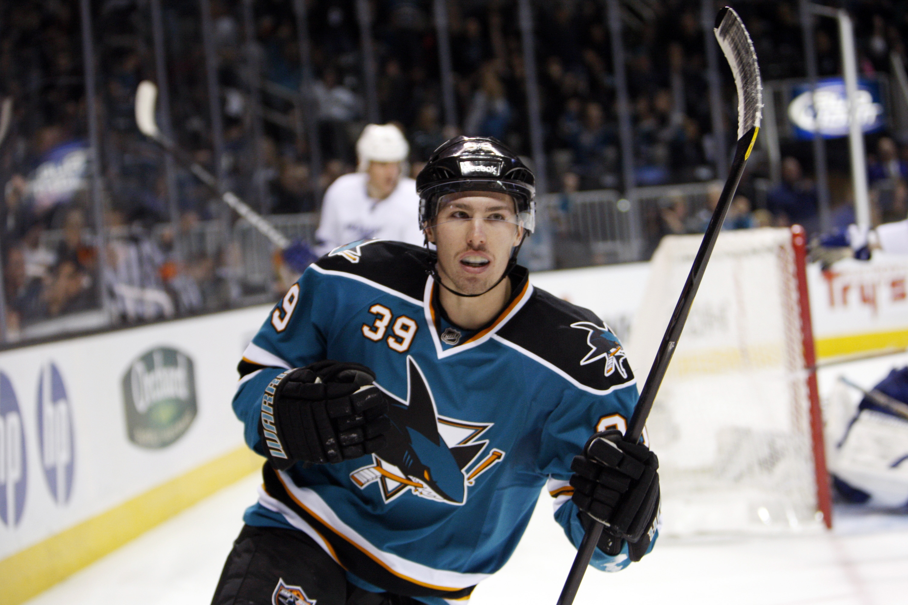 Famous Hockey player Logan Couture wallpapers and images wallpapers, pictures, photos
