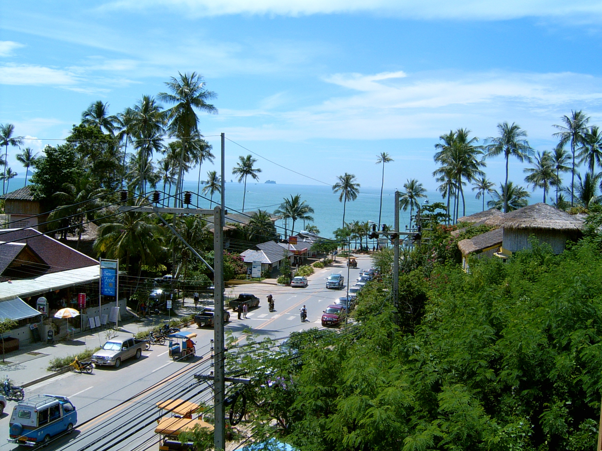 City street in the resort of Krabi, Thailand wallpapers and images wallpapers, pictures, photos