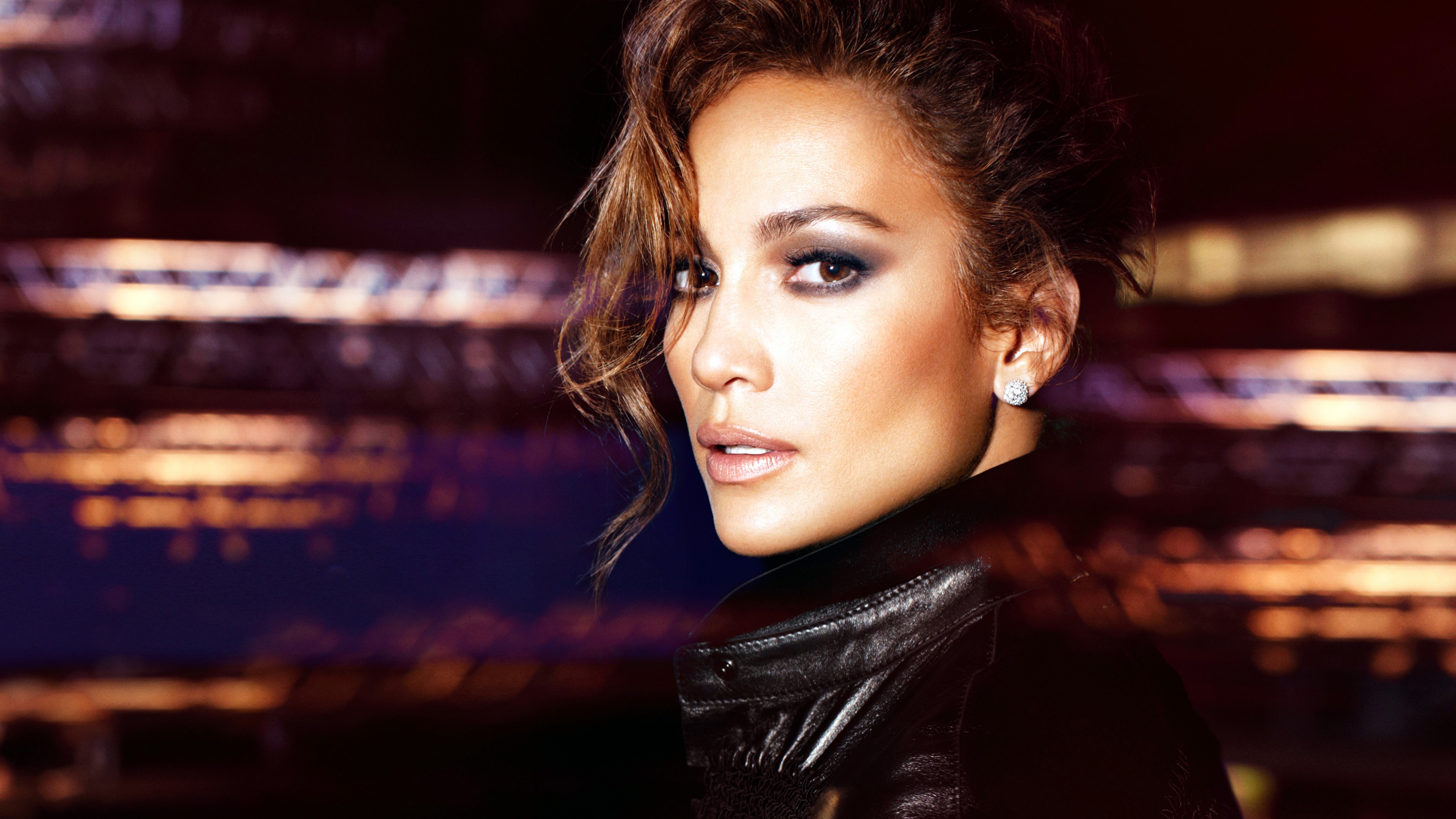 Popular actress, singer Jennifer Lopez in a black jacket wallpapers and