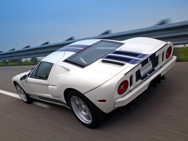 Ford GT