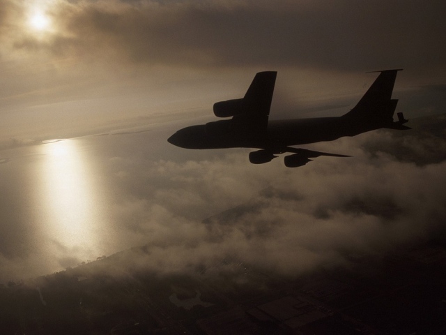 Пролетая над морем