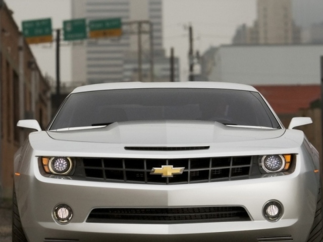 Camaro вид спереди