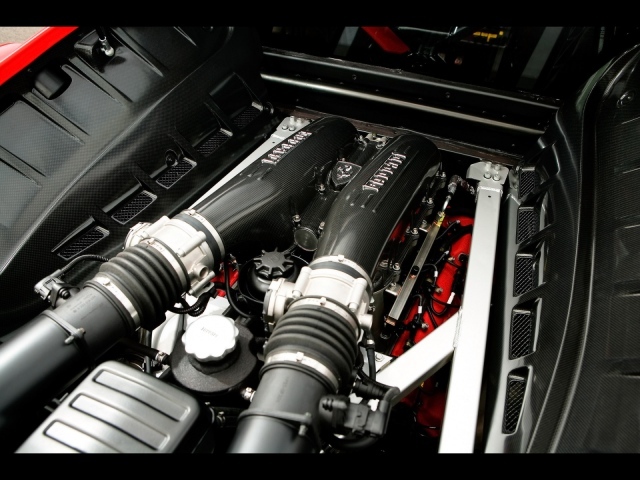 Двигатель спортивного Ferrari