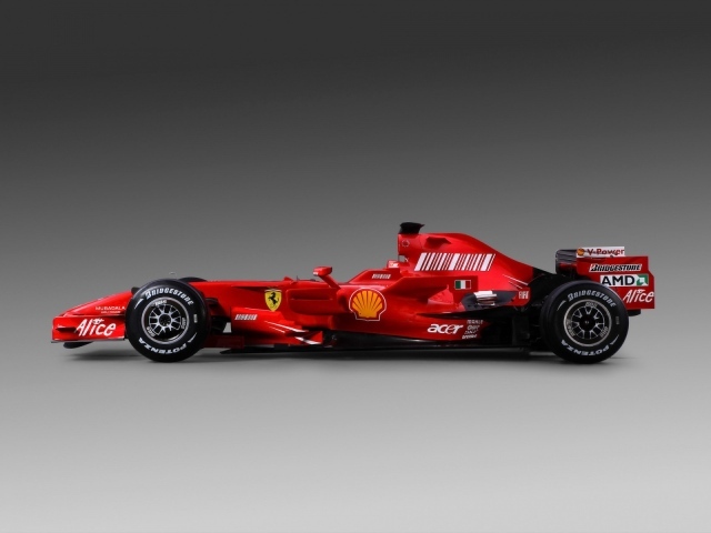 Гоночный болид Ferrari F2008