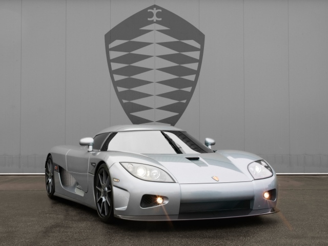 Серый Koenigsegg