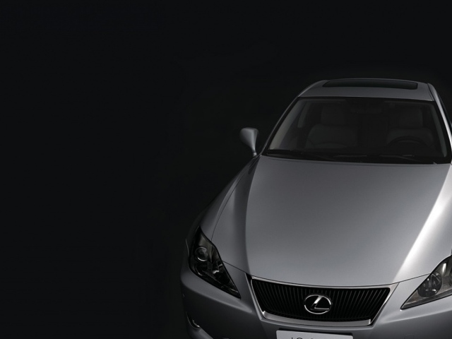Черный Lexus IS 250