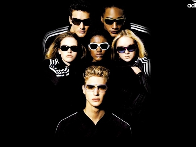 Спортивный стиль одежды Адидас / Adidas