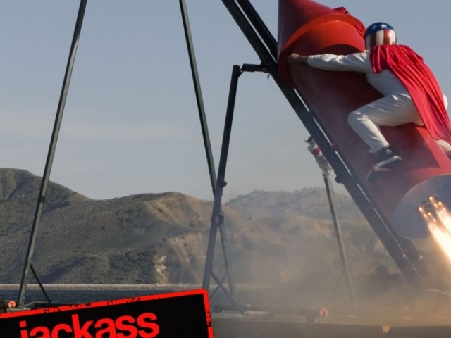 Чудаки 2 / Jackass 2