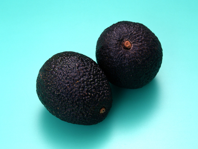 Черные фрукты