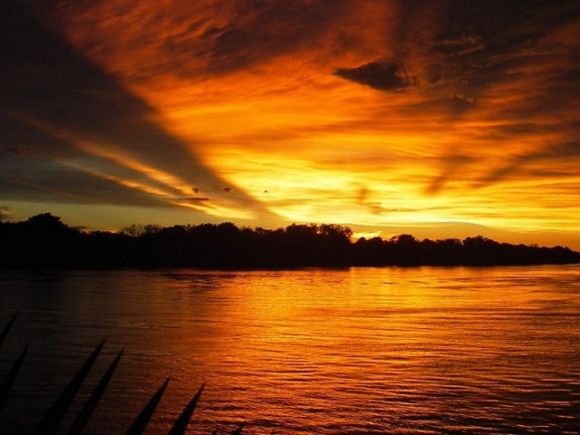 Закат Замбези