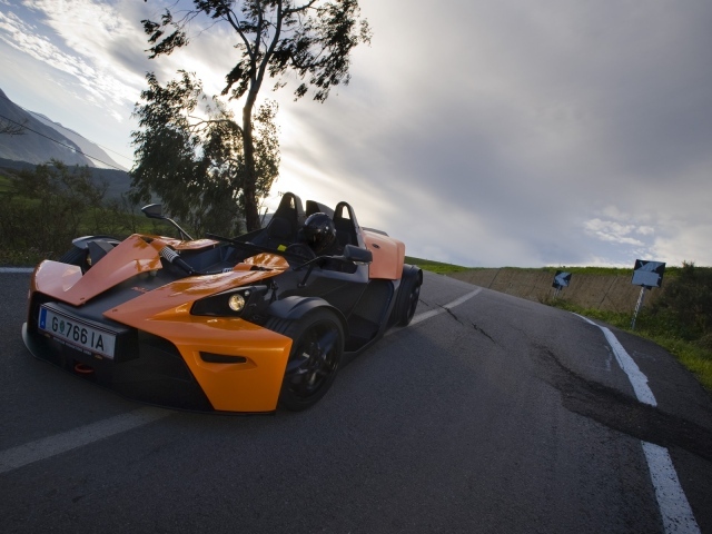 Необычный спорткар