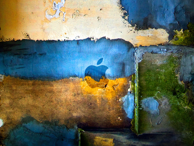 Креативный логотип Apple