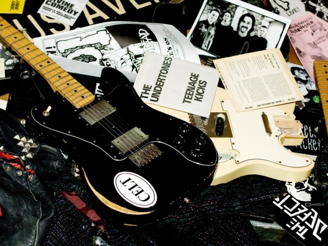 Электрогитара