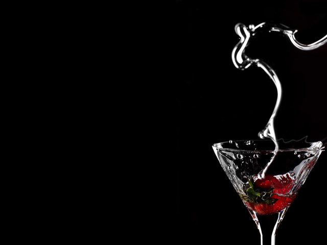 Клубничный коктейль