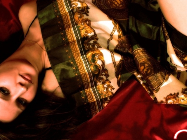 Нежная девушка