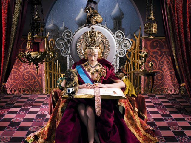 Женщина 8 Марта