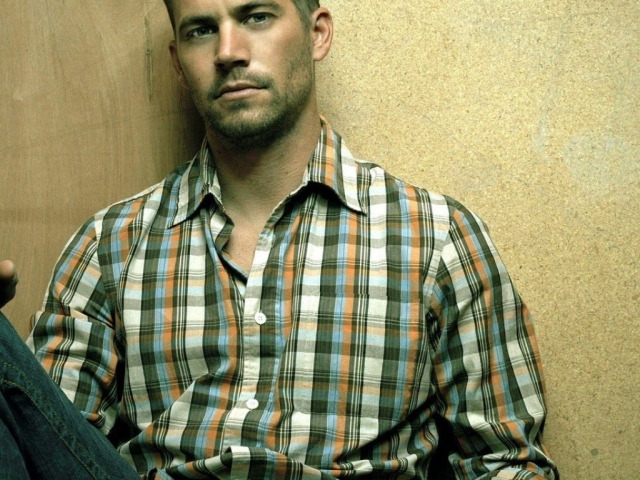 Красивый мужчина