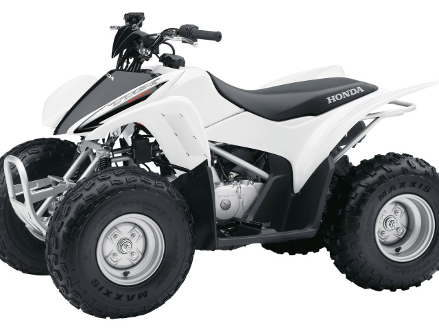 Белый Байк Honda квадроцикл