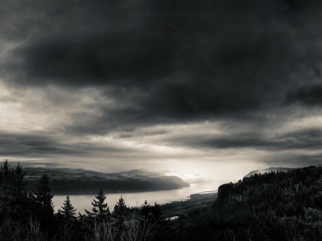 Серые облака