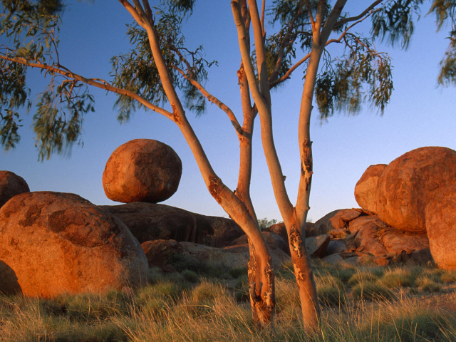 Круглые камни