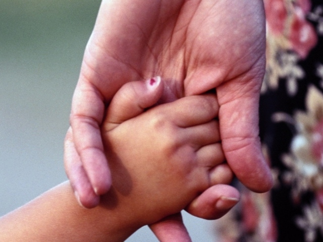 Рука малыша