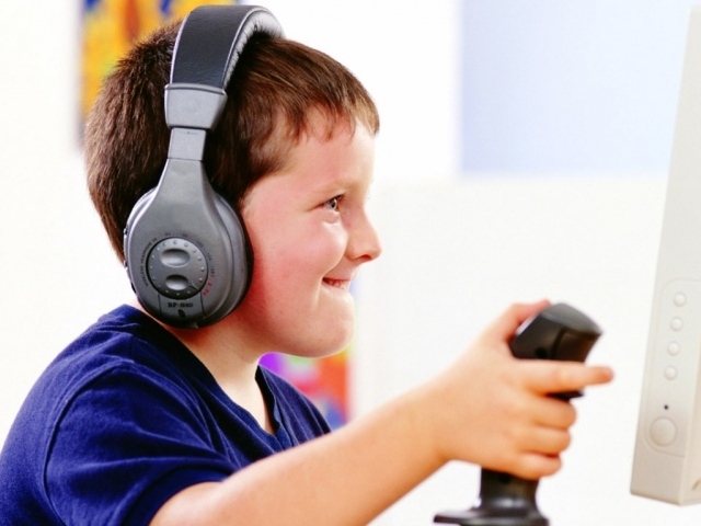 Маленький геймер