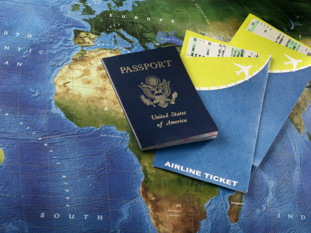 Паспорт Виза Билет на самолет