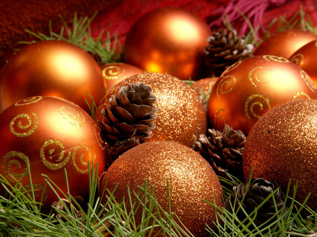 Шарики и шишки