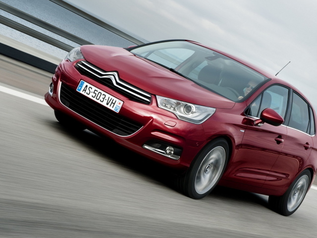 новый Ситроен С4