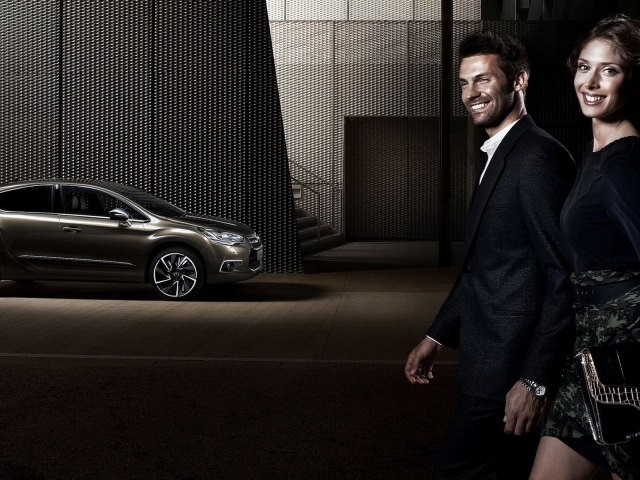 Ситроен DS4 2012