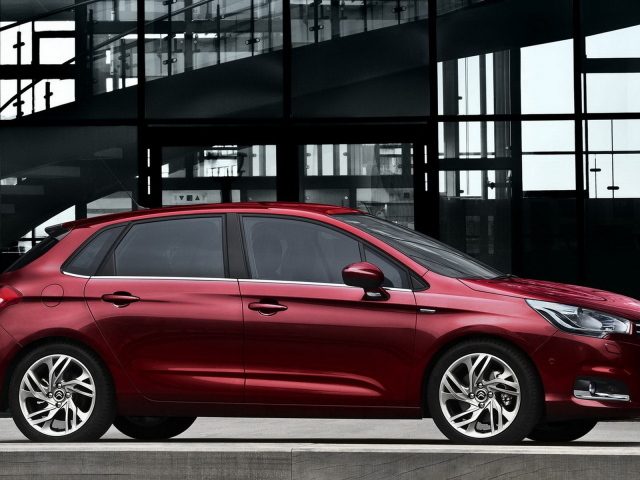 Стильный Ситроен С4