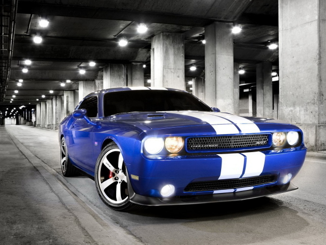 2011 Додж Челленджер
