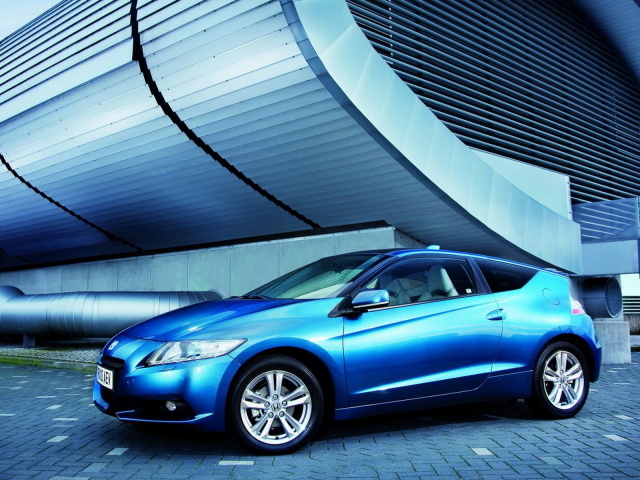 Хонда СR-Z совершенство форм