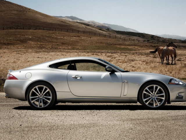 Ягуар XKR Купе