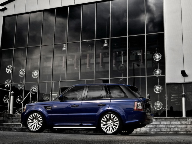 Range-Rover-RS300