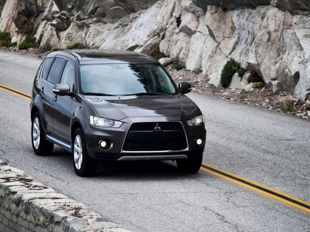 Mitsubishi - Outlander GT - 2010
