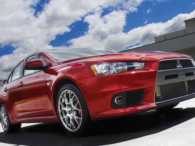 Митсубиши Лансер Эволюшен 10