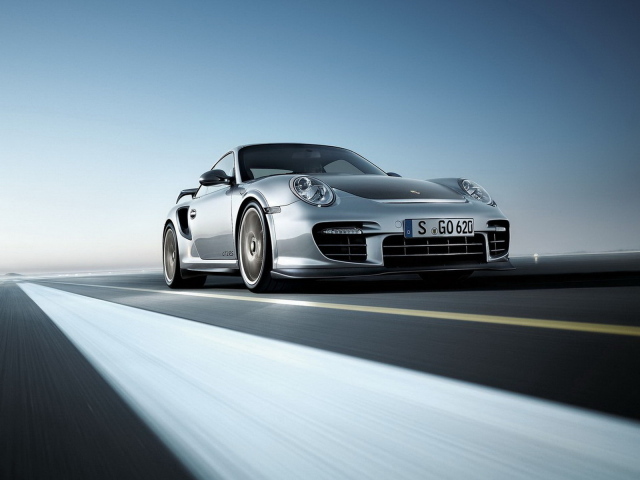 Обновленный спорткар Porsche 911